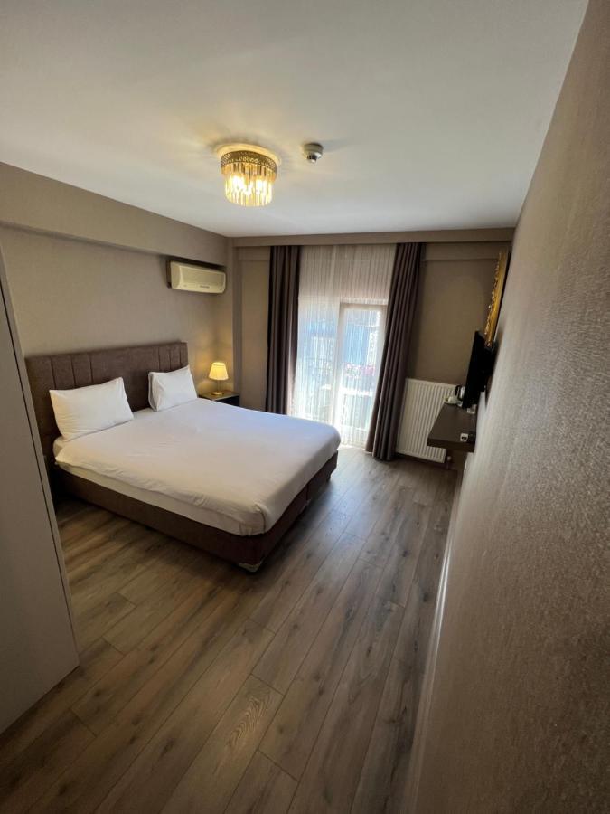 Flower Palace Otel 2*