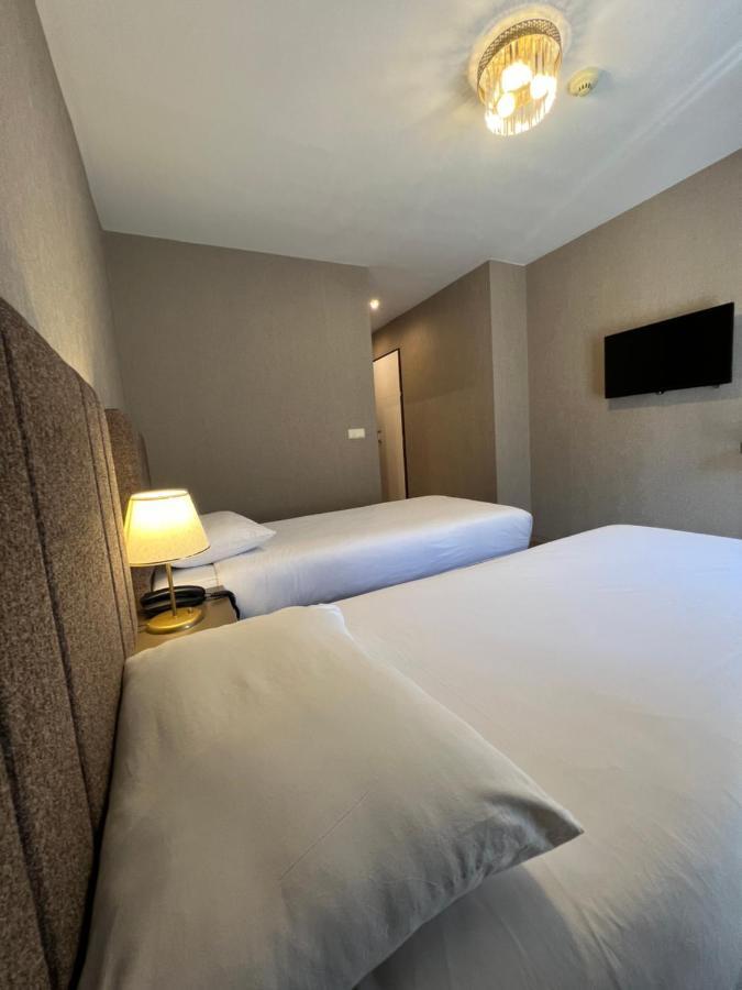Flower Palace Otel 2*